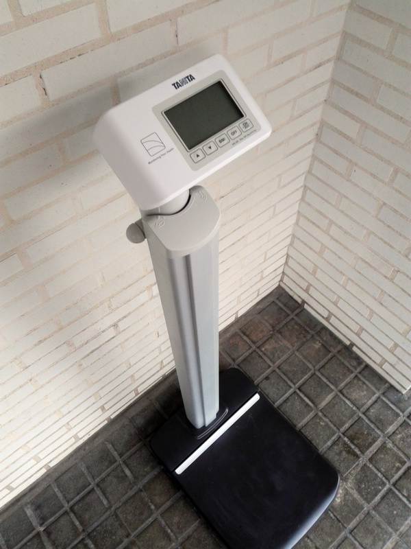 bascula electronica tanita wb380 farmacia hospital transformador 6v. 119x40x52 (45eu.) 1u